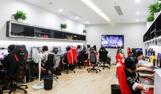 南京六朝杯电子竞技城市联赛点燃电竞热潮